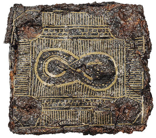 Chevenez: élément de ceinture retrouvé dans une tombe (600-630 après J.-C.)