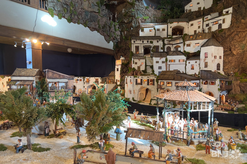 La crèche des Eplatures à La Chaux-de-Fonds fourmille de scènes de vie.
