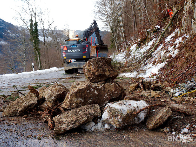 Près de 30m3 de roche ont été purgés de la paroi. (Photo: Pierre Boldt).