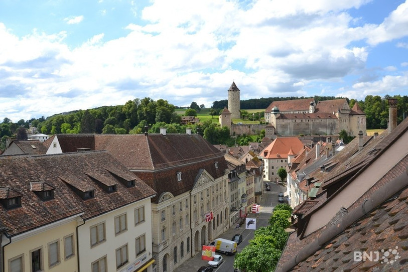 La vieille ville de Porrentruy est l'un des points forts de la stratégie touristique avancée par le SIDP (photo : archives).