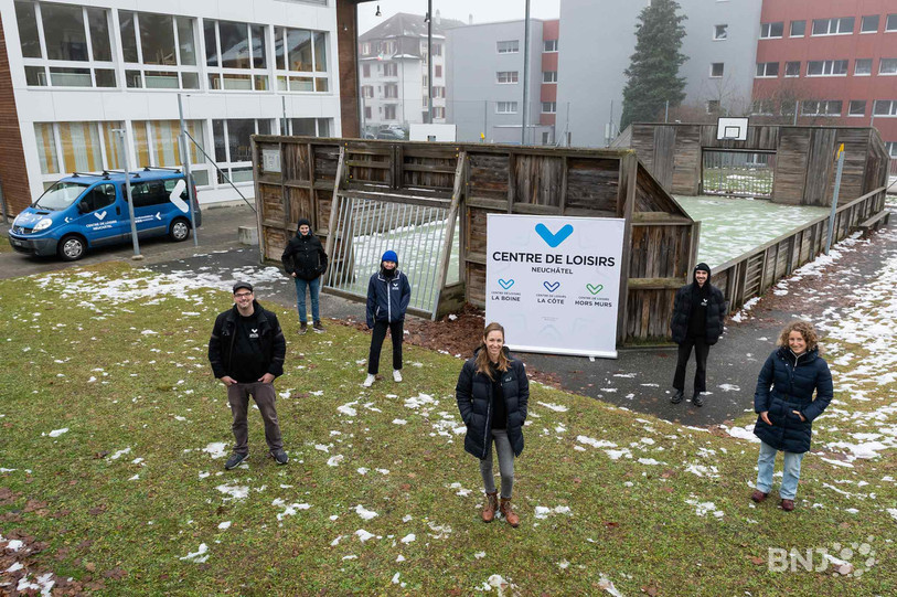 L’équipe d’animation du Centre de loisirs au Collège Pamplemousse à Peseux. (Photo: Lucas Vuitel).