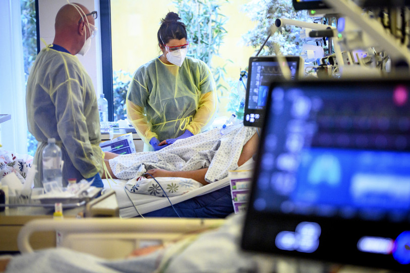 Cinq des dix patients actuellement aux soins intensifs souffrent du coronavirus. (Photo : KEYSTONE/LAURENT GILLIERON)