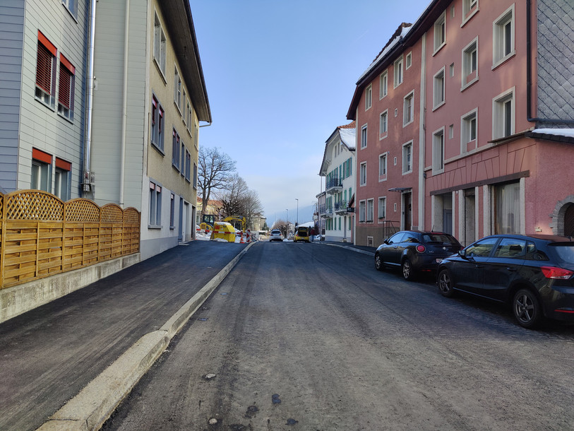 La Rue Paul-Charmillot et celle du Vallon (ici) sont à nouveau ouvertes au trafic. (Photo: Municipalité de St-Imier)