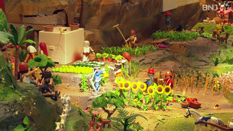 Des centaines de Playmobil ont été installés pour mettre en scène l'époque de la naissance du Christ.