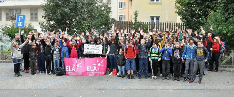 L'école secondaire de Tavannes a pu remettre un chèque de 7000 francs à ELA.