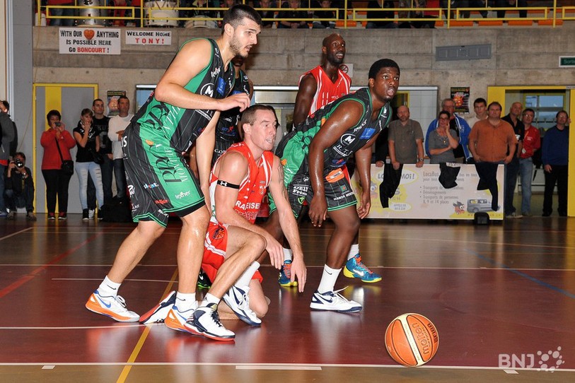 Luka Vertel a signé pour la saison 2014-2015 au BCB