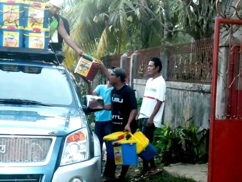 L'entraide se met en place aux Philippines notamment dans le petit village de Progreso