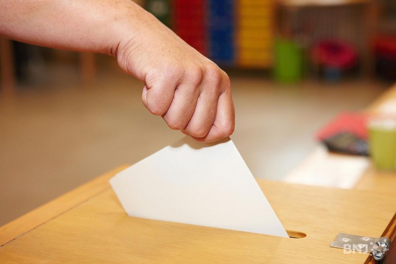 Insérer un bulletin blanc dans l'urne doit peser dans la balance selon le PCSI. (photo d'illustration)