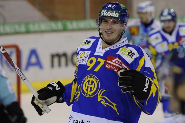 Mathias Joggi sous le maillot du HC Davos (source: hockeyfans.ch)