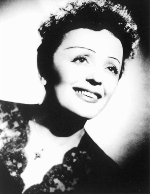 Edith Piaf est née le 19 décembre 1915. Elle reste l’artiste francophone la plus connue à travers le monde.