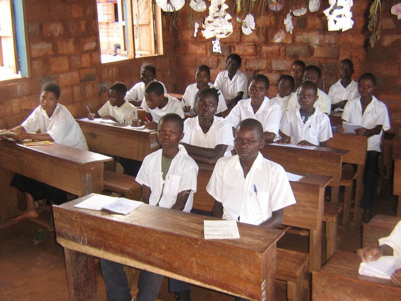 Une classe au Congo