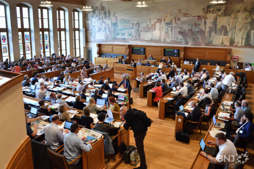Le PSA et le Centre présentent des candidats autonomistes dans l'optique d'obtenir des sièges au Grand Conseil bernois durant la période de transition vers le canton du Jura. (photo : archives)