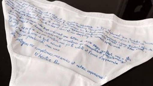 Un français en recherche d’emploi a écrit sa lettre de motivation sur une petite culotte blanche… 