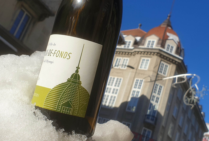 La Maison du Peuple est à l'honneur sur l'étiquette des vins du domaine de La Chaux-de-Fonds, à commencer par le Non Filtré. (Photo: Ville de La Chaux-de-Fonds)