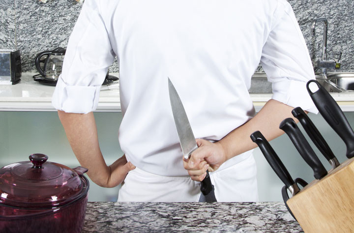 Certains métiers recèlent de psychopathes, c'est le cas des cuisiniers, entre autres.
