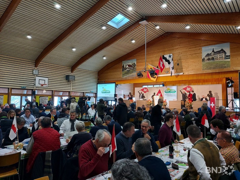 Décoration de la salle, organisation du service de boissons et de nourriture, les sections de Reconvilier et du Jura bernois n’ont pas chômé.