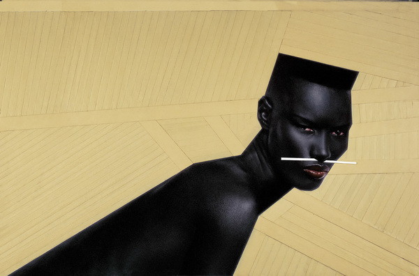 Grace Jones qui fut l’égérie de Jean-Paul Goude dans les années 80 a entamé une carrière musicale à la fin des années 70.