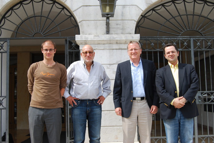 Les trois chercheurs ont rencontré Maxime Zuber, le maire de Moutier (deuxième depuis la gauche), vendredi (photo ldd)