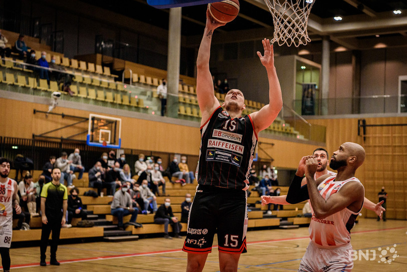 Dainius Chatkevicius et ses 10 points n'auront pas suffi au BC Boncourt pour se qualifier pour les play-off. (Photo : Stéphane Bée).