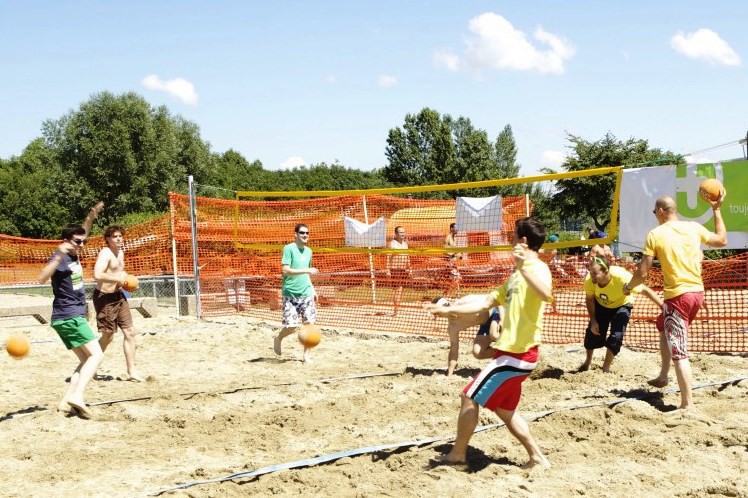 Le club de dodgeball neuchâtelois organise un tournois durant l'été à Hauterive.
