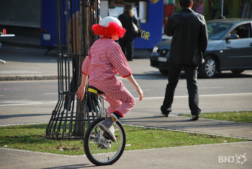 clown solitaire à Carna'Tchaux