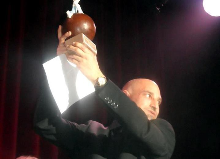 Zébrano au moment de la remise des prix.