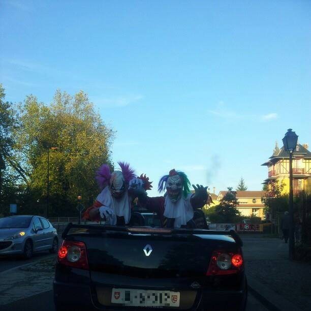 faux clowns