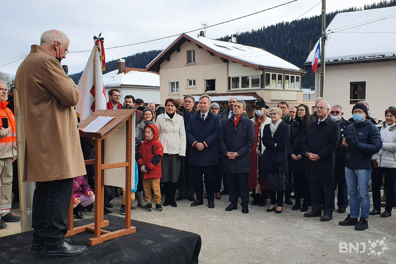 Le président de la Confédération Ignazio Cassis a été accueilli aux Verrières-de-Joux (F). Il s'est joint aux célébrations des 150 ans de l’entrée de l’armée des Bourbakis en Suisse.