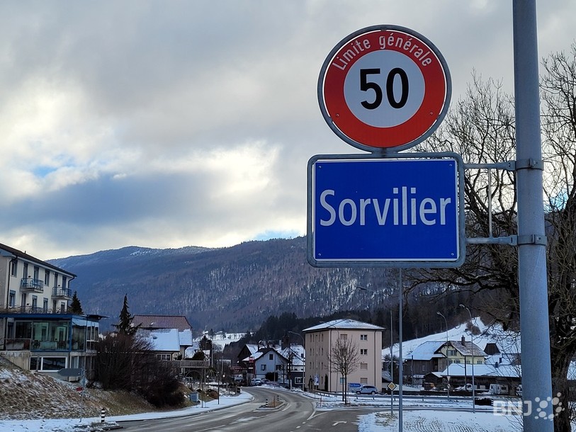 L'entrée de Sorvilier, depuis Valbirse.
