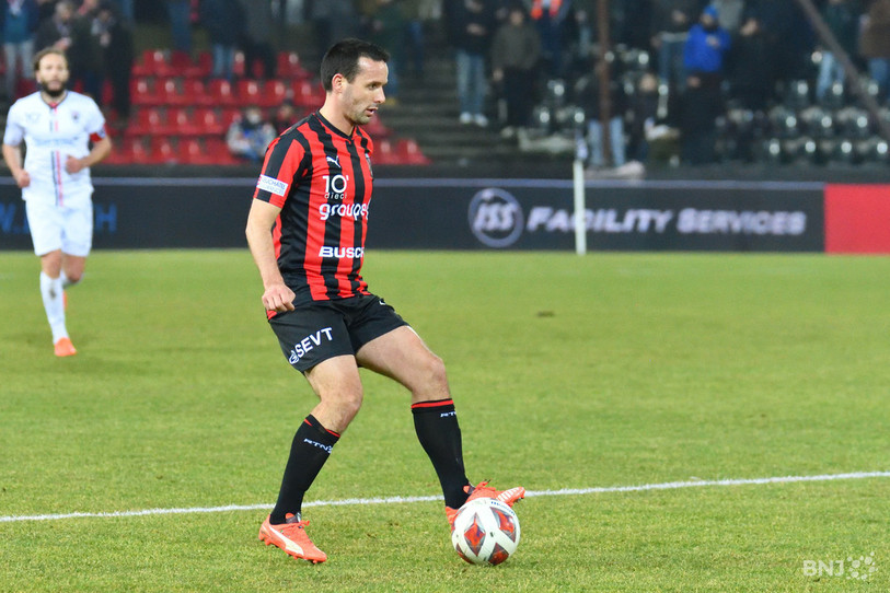 Raphaël Nuzzolo a égalisé pour Neuchâtel Xamax à la 56e sur penalty (photo : archives/Georges Henz).
