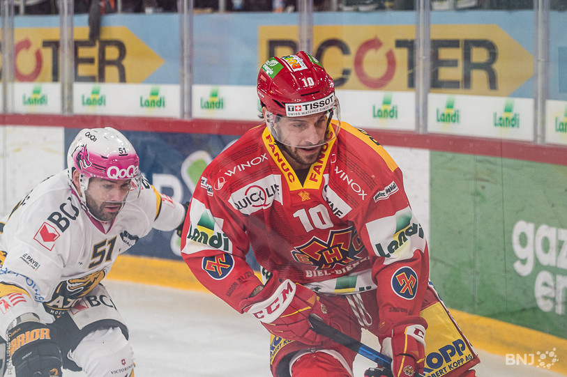 Luca Cunti s'est fait l'auteur d'un joli but vendredi en remportant un duel en solitaire face au gardien du HCA. (photo archives : Jonathan Vallat)