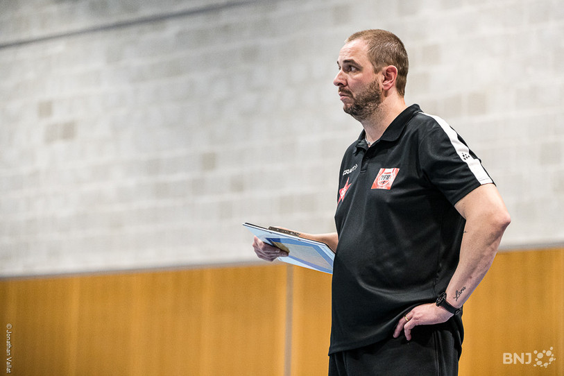 L'entraîneur du Volleyball Franches-Montagnes Leonardo Portaleoni pourra composer avec deux nouvelles joueuses étrangères la saison prochaine (photo : arhives, Jonathan Vallat).