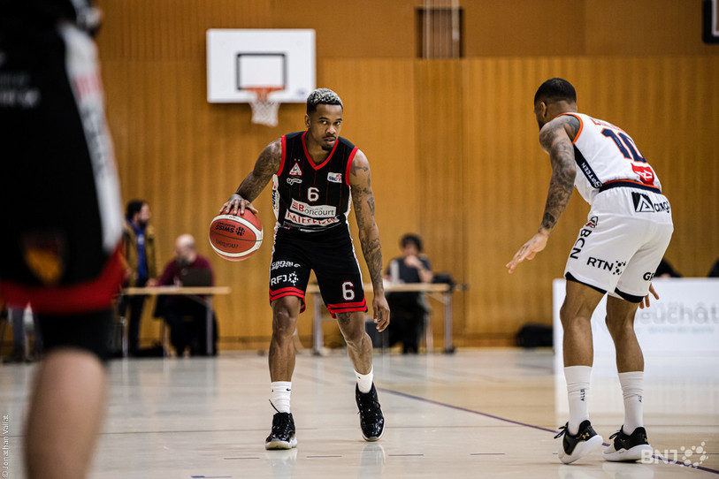 Derek Jackson a pu affronter Union Neuchâtel samedi malgré sa blessure à la cheville droite (photo : Jonathan Vallat).