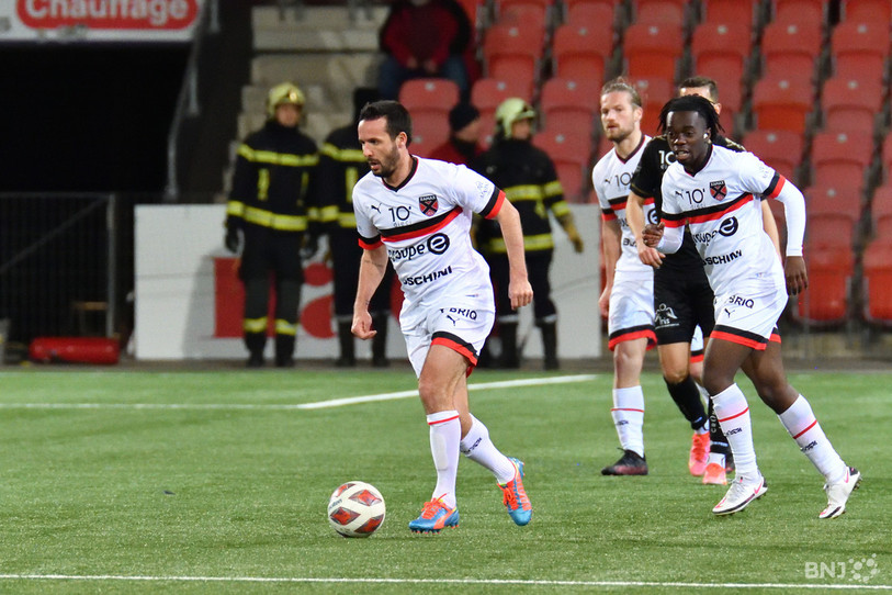 Raphaël Nuzzolo et ses coéquipiers disposeront d'une place de promotion supplémentaire l'année prochaine en Challenge League. (photo : Georges Henz).