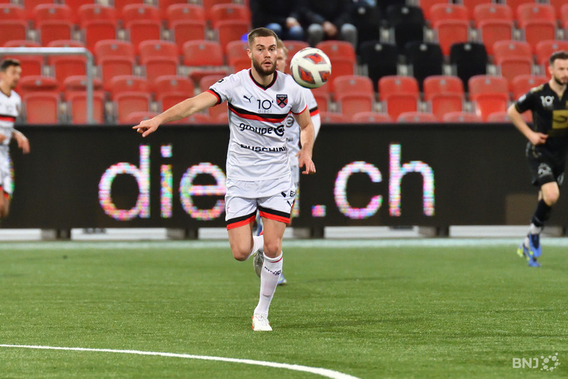 Yoan Epitaux et ses coéquipiers n'ont rien pu faire face au FC Vaduz. (photo archives : Georges Henz).