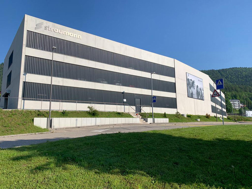 Façade Straumann