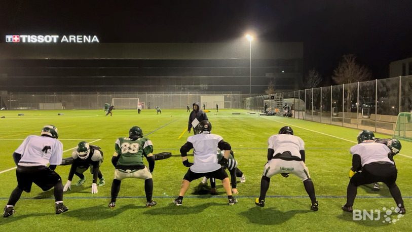Les Bienna Jets sont en plein entrainement.