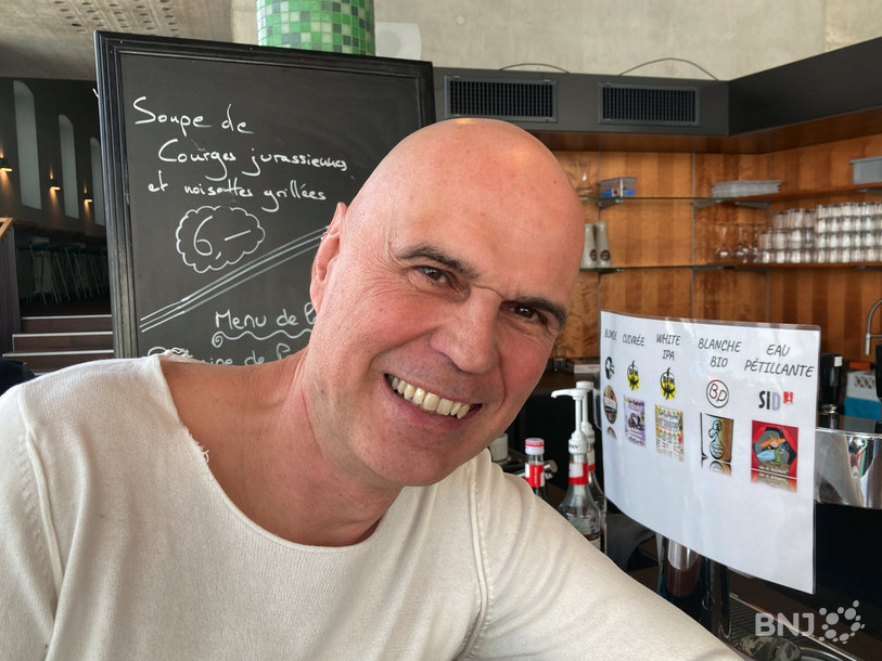 Le chroniqueur, musicien et slameur Narcisse était l'invité des gourmands du Matin.