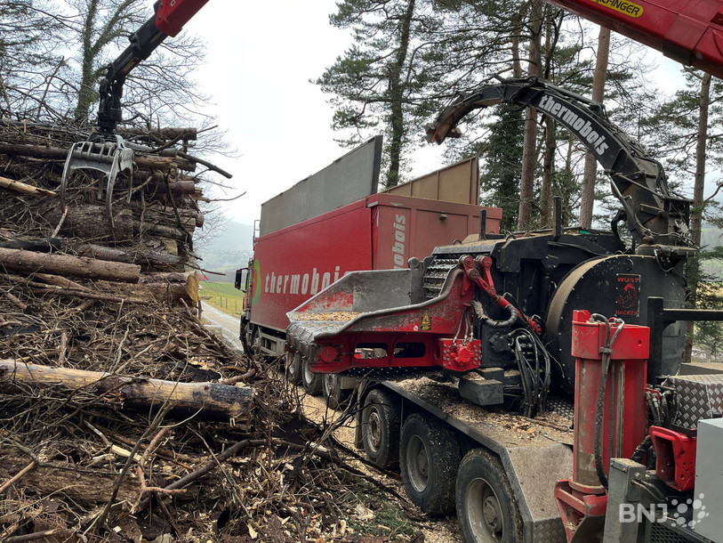 La déchiqueteuse de Thermobois sur le terrain.