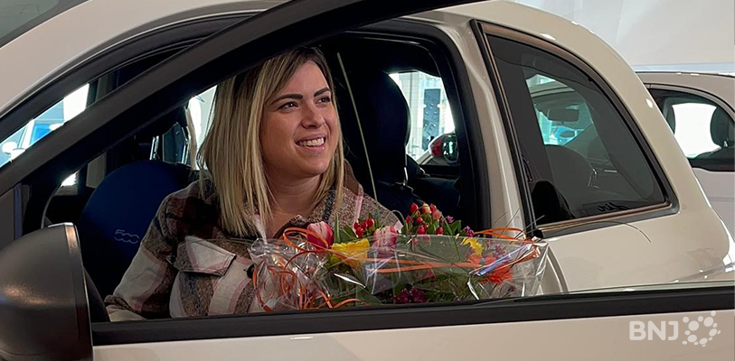 Sara a gagné la Fiat 500 RJB