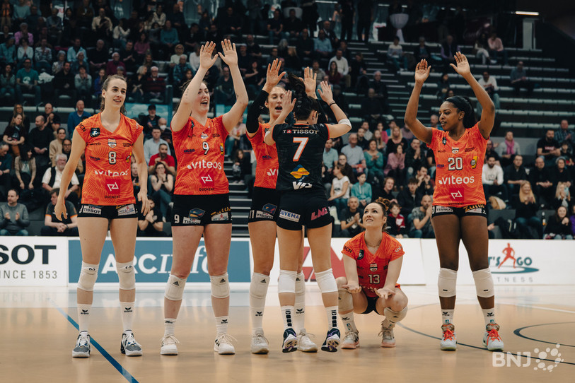 Les filles du NUC ont largement dominé la rencontre contre Aesch. (Photo: Albin Tissier). 