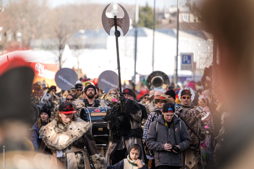 Les cliques s’en sont donné à cœur joie à Bienne ce week-end. (Photo : Jonathan Vallat)
