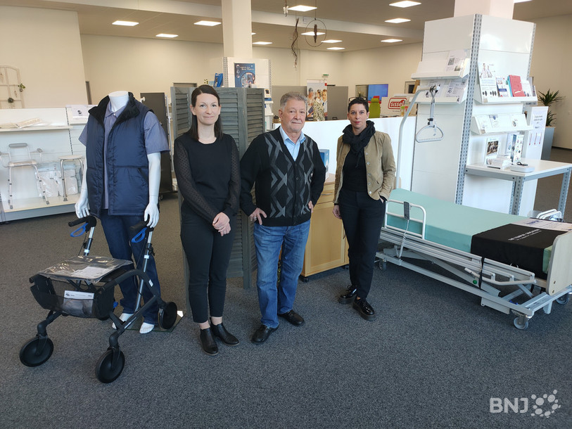 De gauche à droite : Delphine Luder (chargée de communication), Jean-Marie Miserez (président) et Nathalie Christe (directrice) dans les locaux de Serei à La Chaux-de-Fonds.