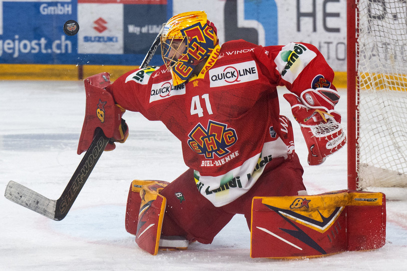 Elien Paupe ne portera plus le maillot du HC Bienne la saison prochaine (photo: archives, KEYSTONE/PETER SCHNEIDER)