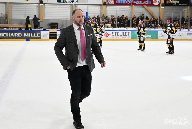 Frédéric Rothen avait tenu les rênes du HC Ajoie par intérim en mars 2022 (photo: archives, Georges Henz).