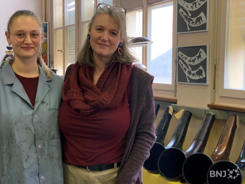 Florence Zanetti (à droite) et Chloé Rochat, mère et fille, ont repris l'entreprise de leur père et grand-père.