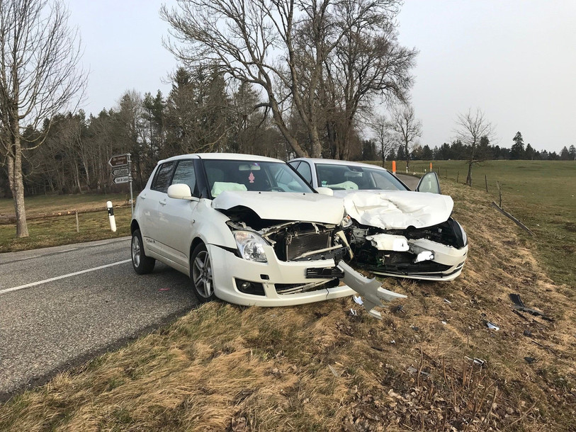 Deux voitures sont entrées en collision ce jeudi à Saulcy. (Photo : Police cantonale).