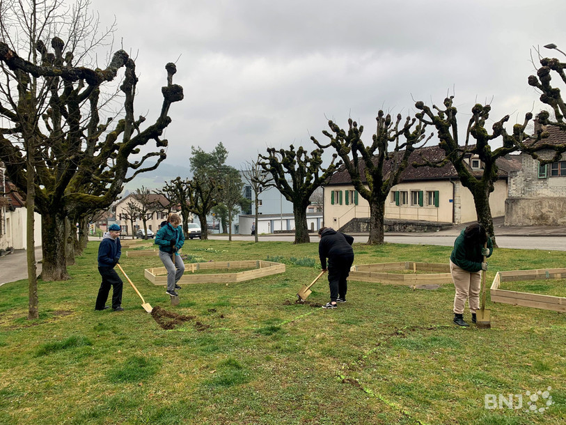 Les premiers coups de pioche sont donnés à la Place de la Lessive.