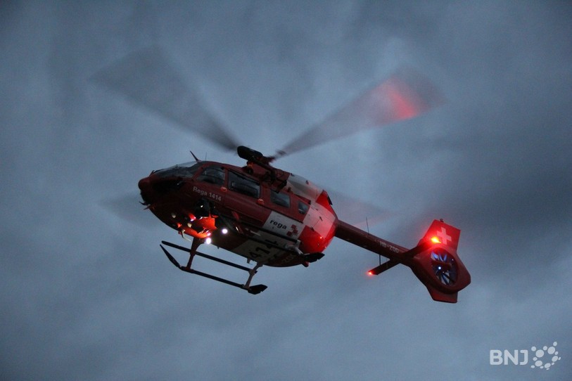 La Rega est intervenue tôt ce vendredi matin sur un accident survenu près de Sceut. (Photo : Rega).