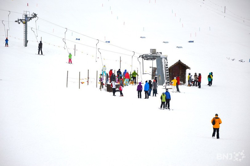 Premières glisses de la saison aux Bugnenets.